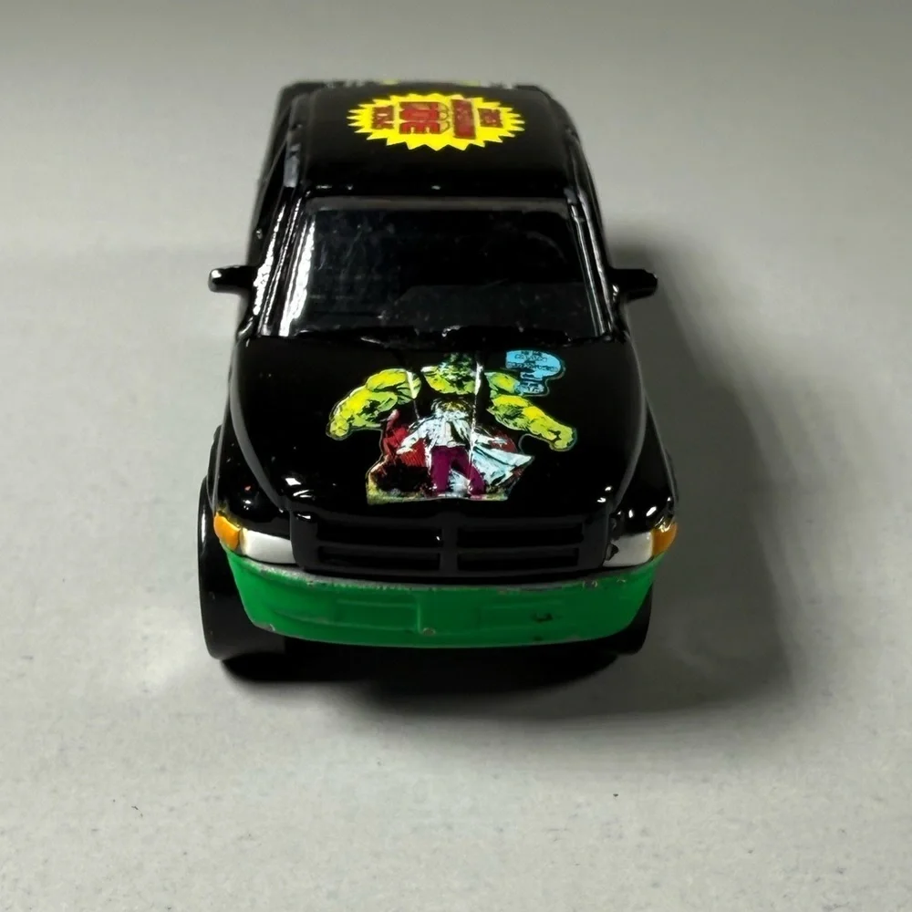 Johnny Lighting The Incredible Hulk Dodge Ram 30th Anniversary Diecast 1:64